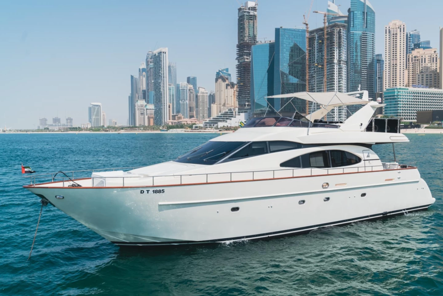 80ft Luxury Yacht View